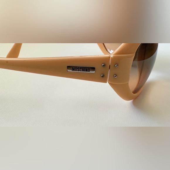 Authentic Vintage 60s Mod Moschino Sunglasses - Picture 8 of 10